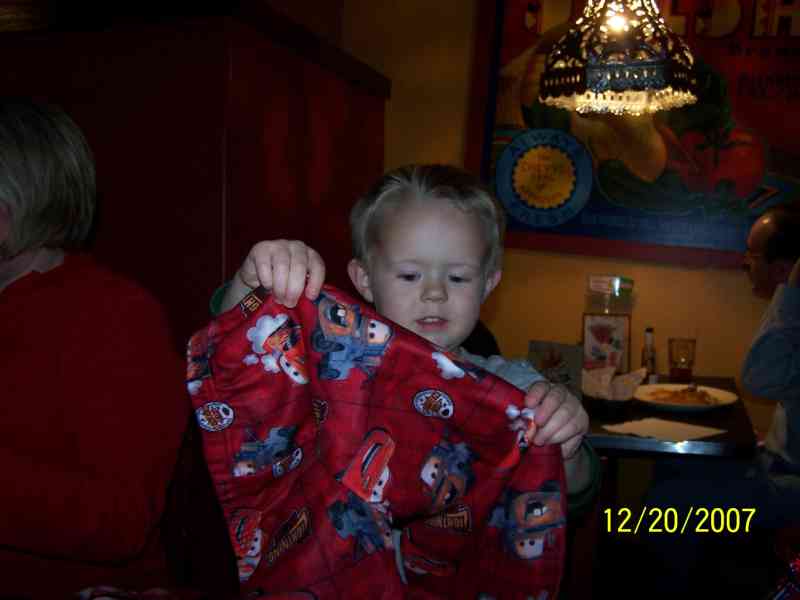 778x577 pixels (35K)